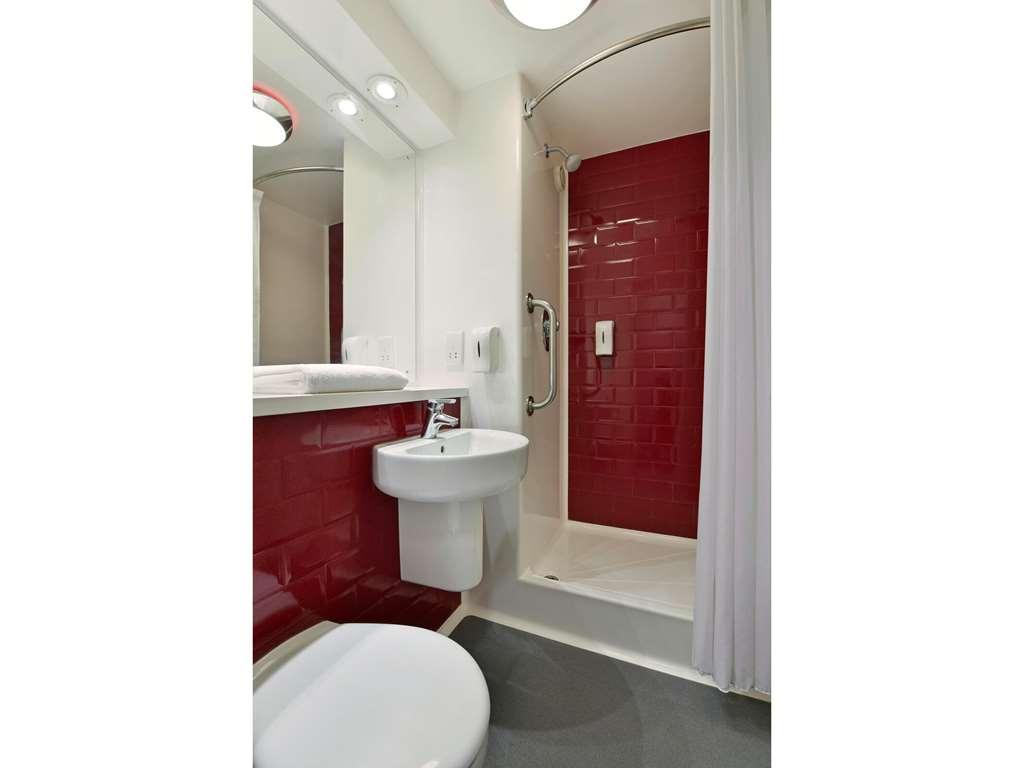 Travelodge London Stratford Hotel Δωμάτιο φωτογραφία